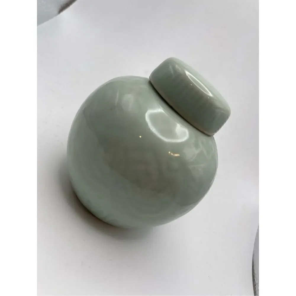 Ginger Jar small green